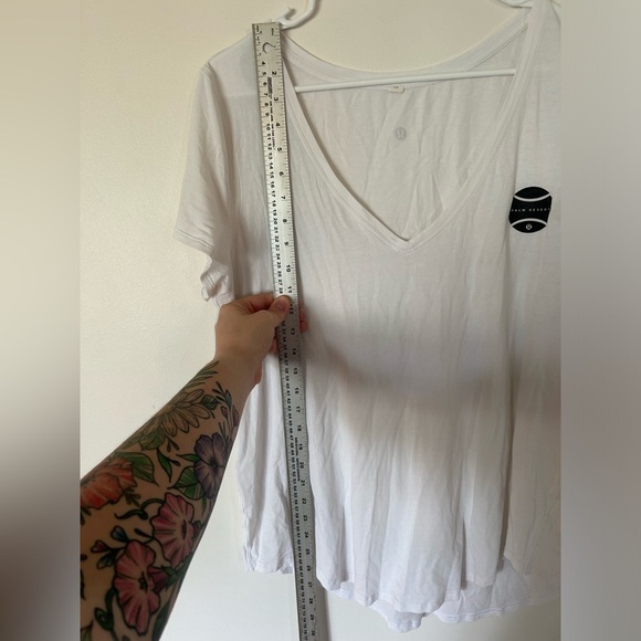 Lululemon Limited Edition Palm Desert Tshirt - Picture 4 of 8